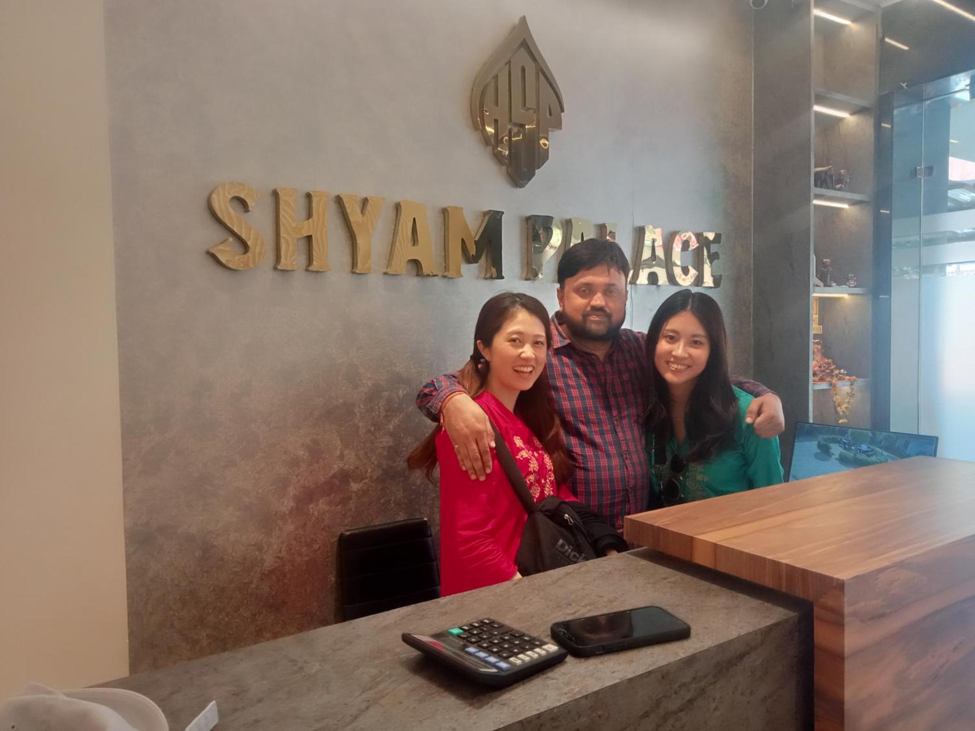 Hotel Shyam Palace India Agra آغْرا المظهر الخارجي الصورة