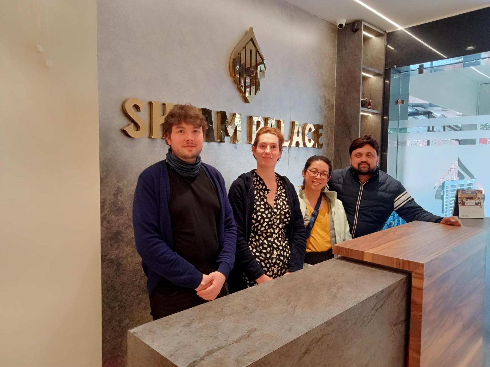 Hotel Shyam Palace India Agra آغْرا المظهر الخارجي الصورة