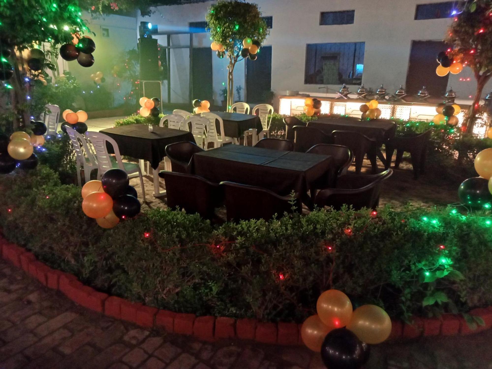Hotel Shyam Palace India Agra آغْرا المظهر الخارجي الصورة